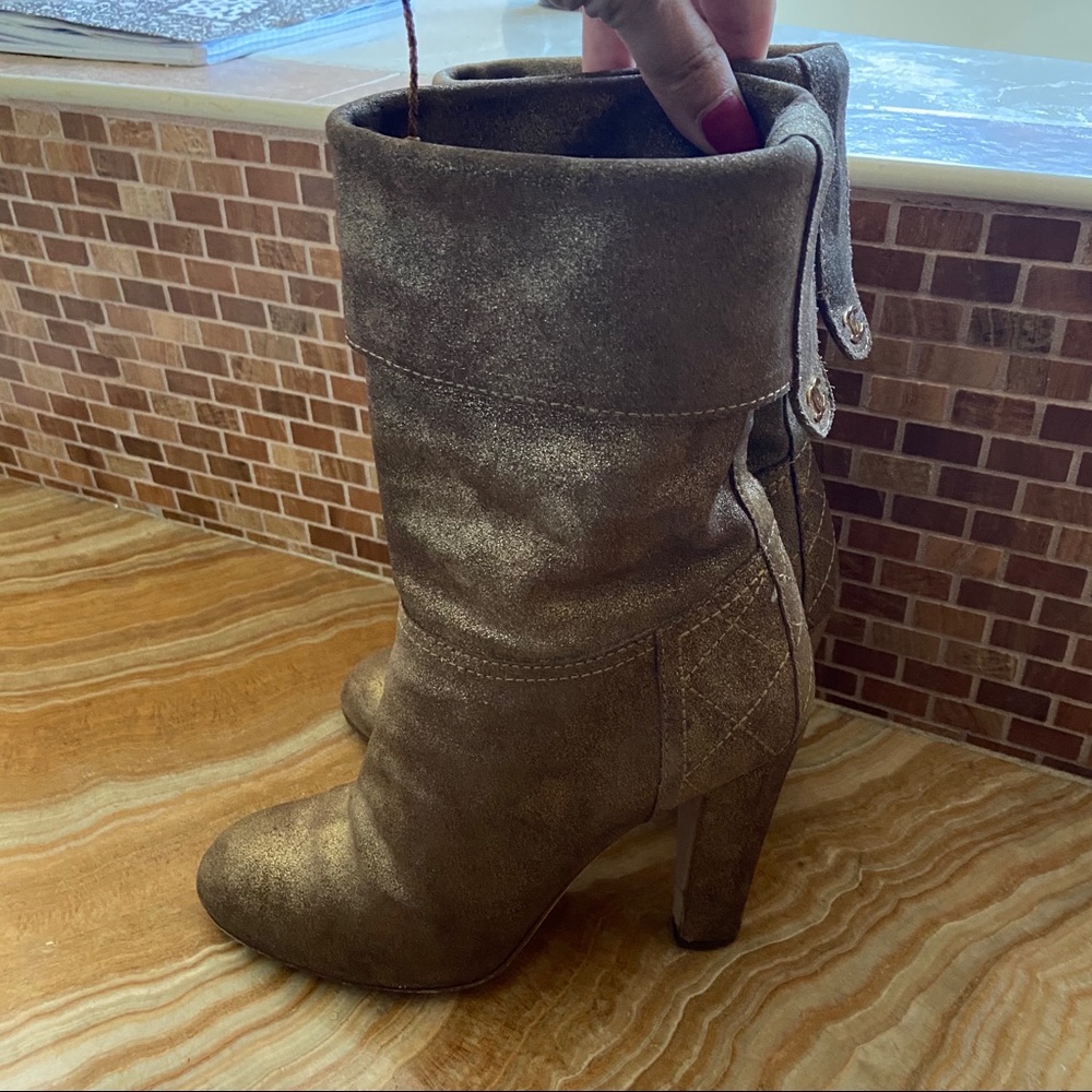 Chanel bronze boots 🌟RARE🌟 - Picture 6 of 15